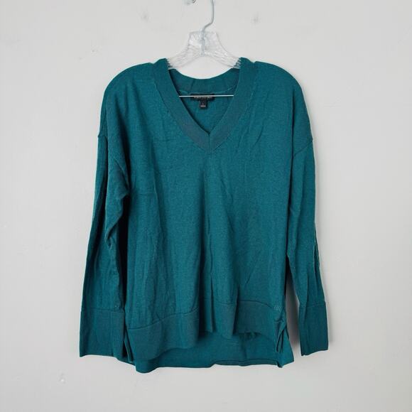 Banana Republic Real V Neck Pullover Sweater Women’s Size L - Picture 1 of 7